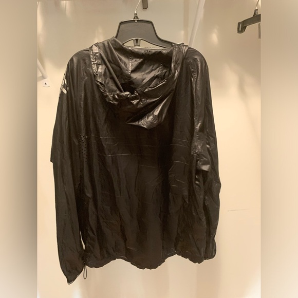 ASICS running jacket size XL - Picture 4 of 5